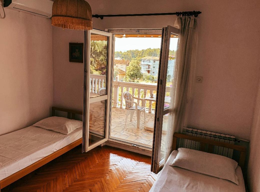 Peaceful, Cosy Tivat Guesthouse Luaran gambar