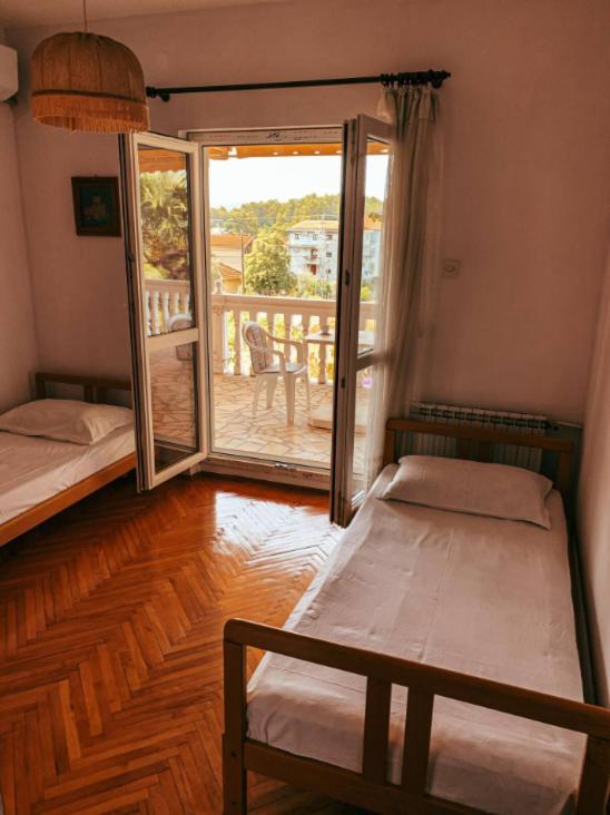 Peaceful, Cosy Tivat Guesthouse Luaran gambar